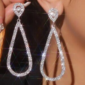 Sparkling Rhinestone Tear Drop Earrings